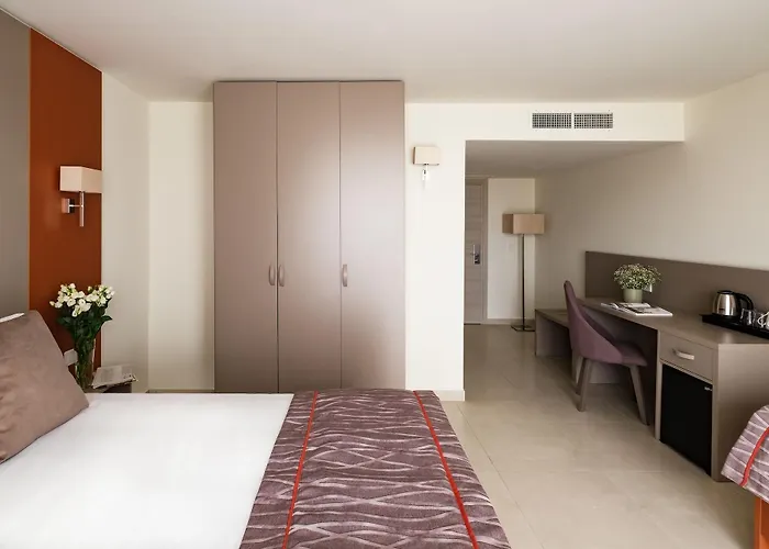 Mayflower Malta San Pawl il-Baħar